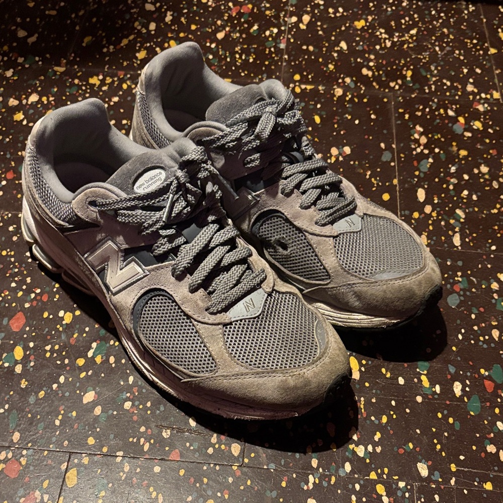 New Balance 2002r Men's Sneakers